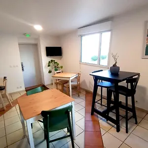 2* Aparthotel City